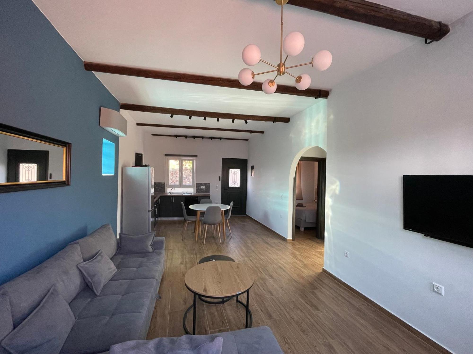 Q Apartments Molyvos Mithymna Exterior photo