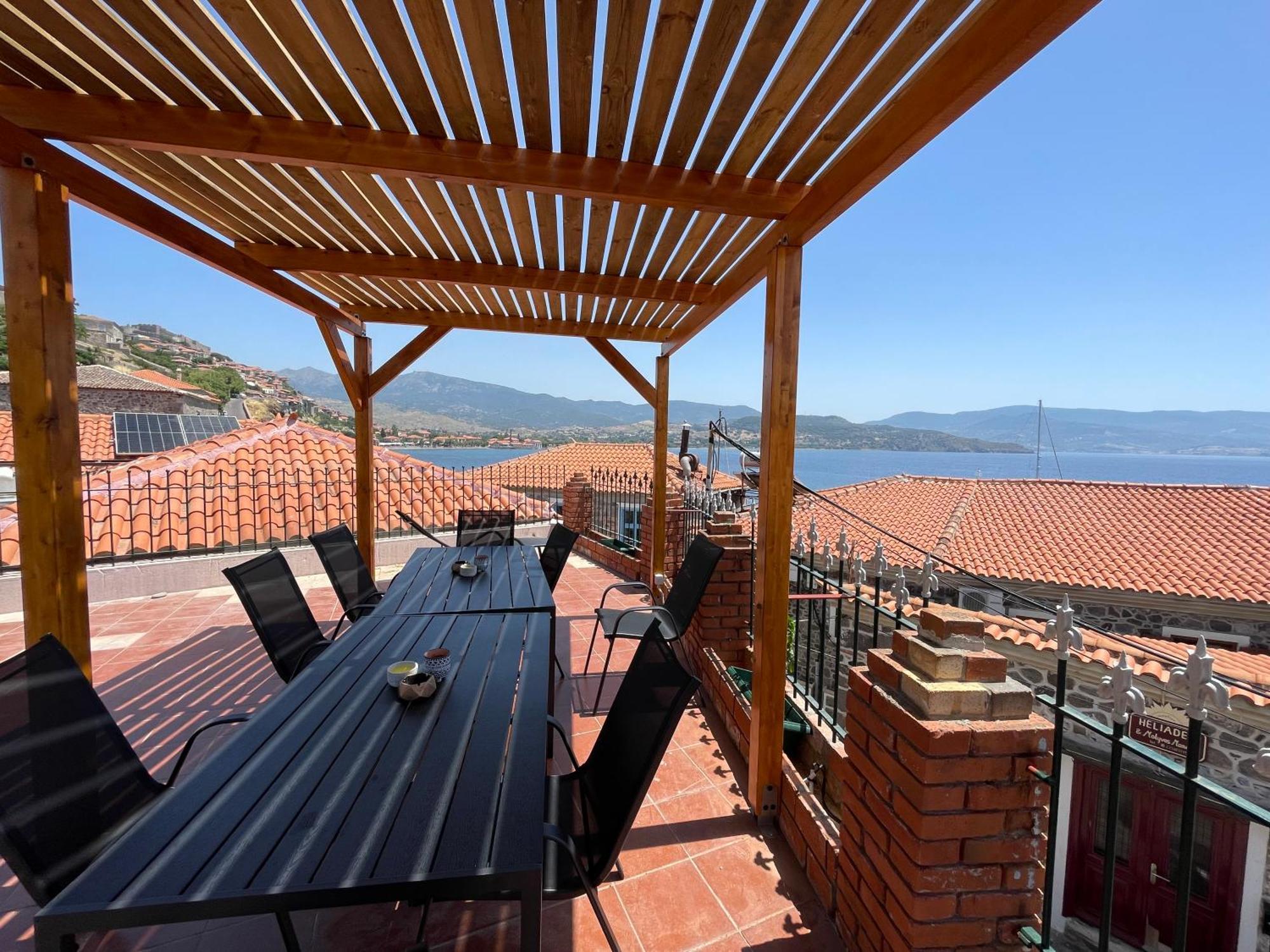 Q Apartments Molyvos Mithymna Exterior photo